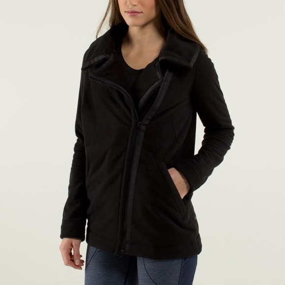 Lululemon Moto Fleece jacket size 6 in EUC - Picture 4 of 16